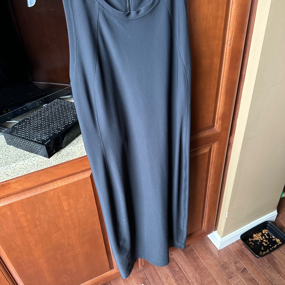 Athleta black back zipper dress size Large